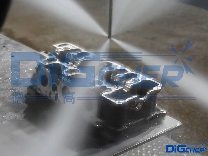 發(fā)動機(jī)缸體高壓水去毛刺