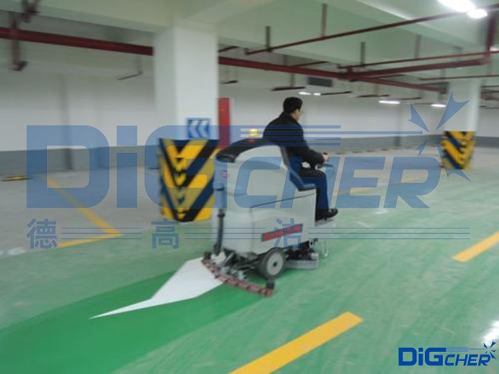 地下車(chē)庫(kù)洗地機(jī)