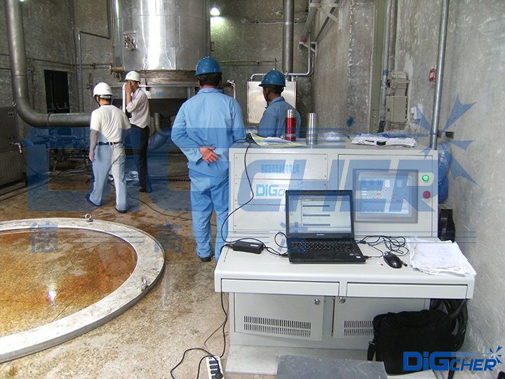 多晶硅還原爐鐘罩自動清洗烘干系統(tǒng)控制臺