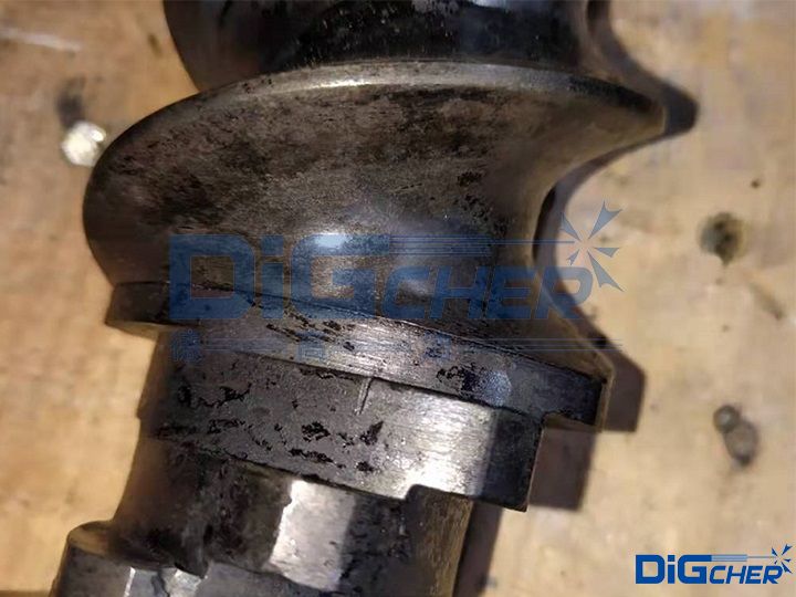 注塑螺桿清洗后